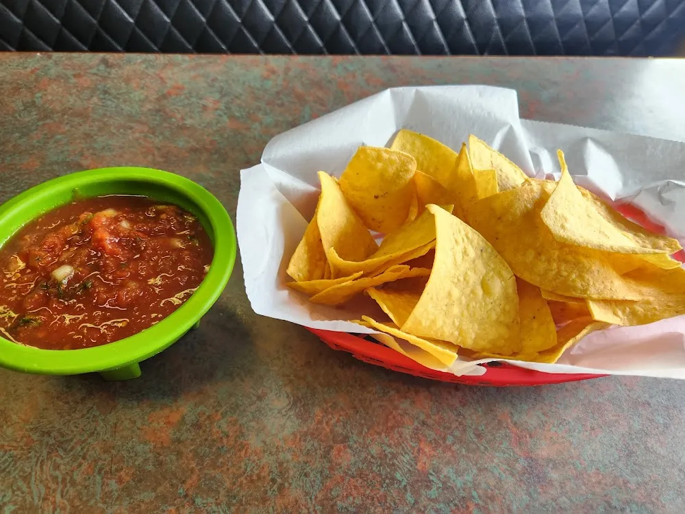 Chips and Salsa Delish