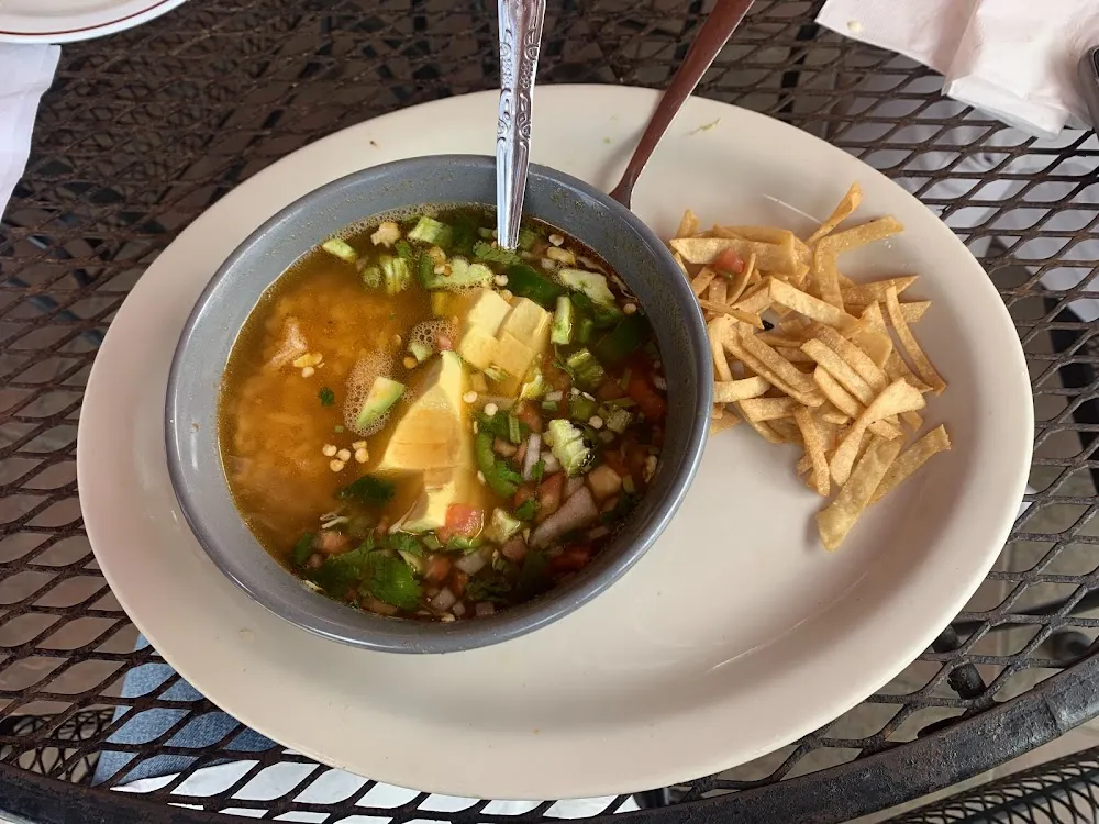 Sopa de Tortilla Con Pollo Chicken Tortilla Soup